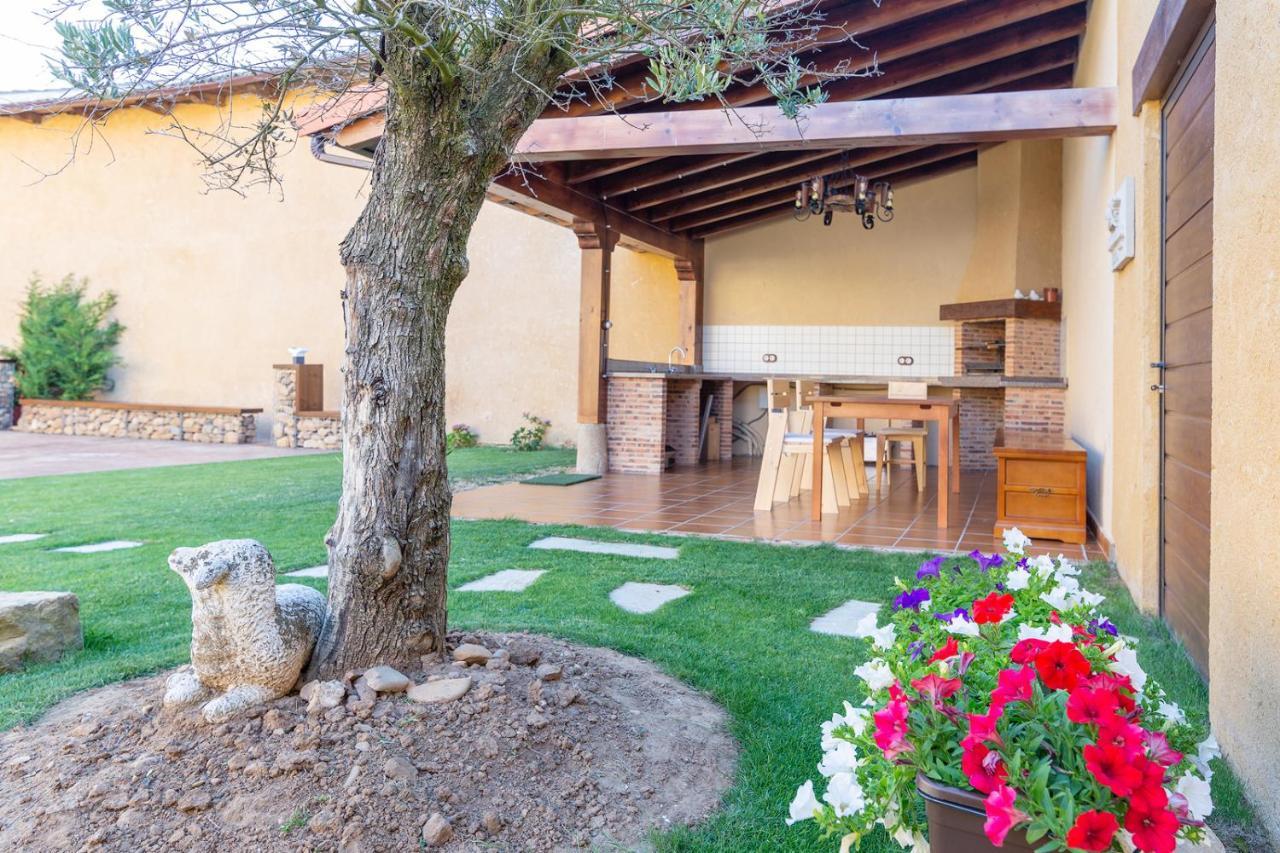 La Rosaleda Leon - Casa Rural - Hospital de Órbigo المظهر الخارجي الصورة